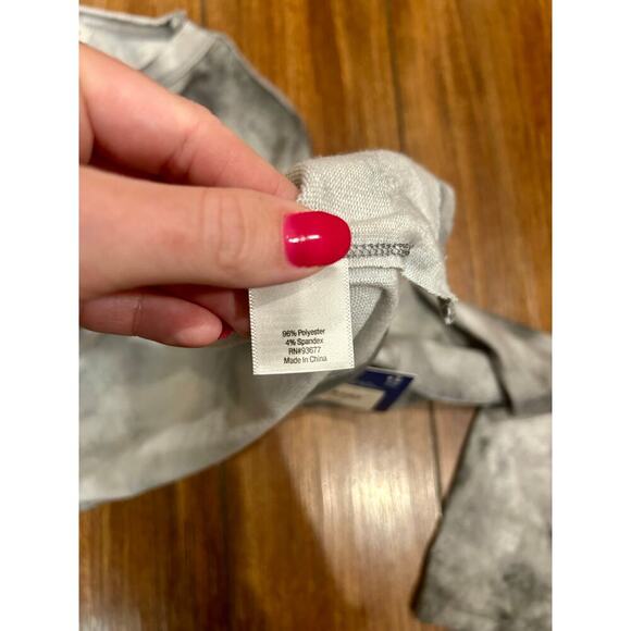 NEW Arizona Oversized Crop Top size Large - Picture 7 of 7